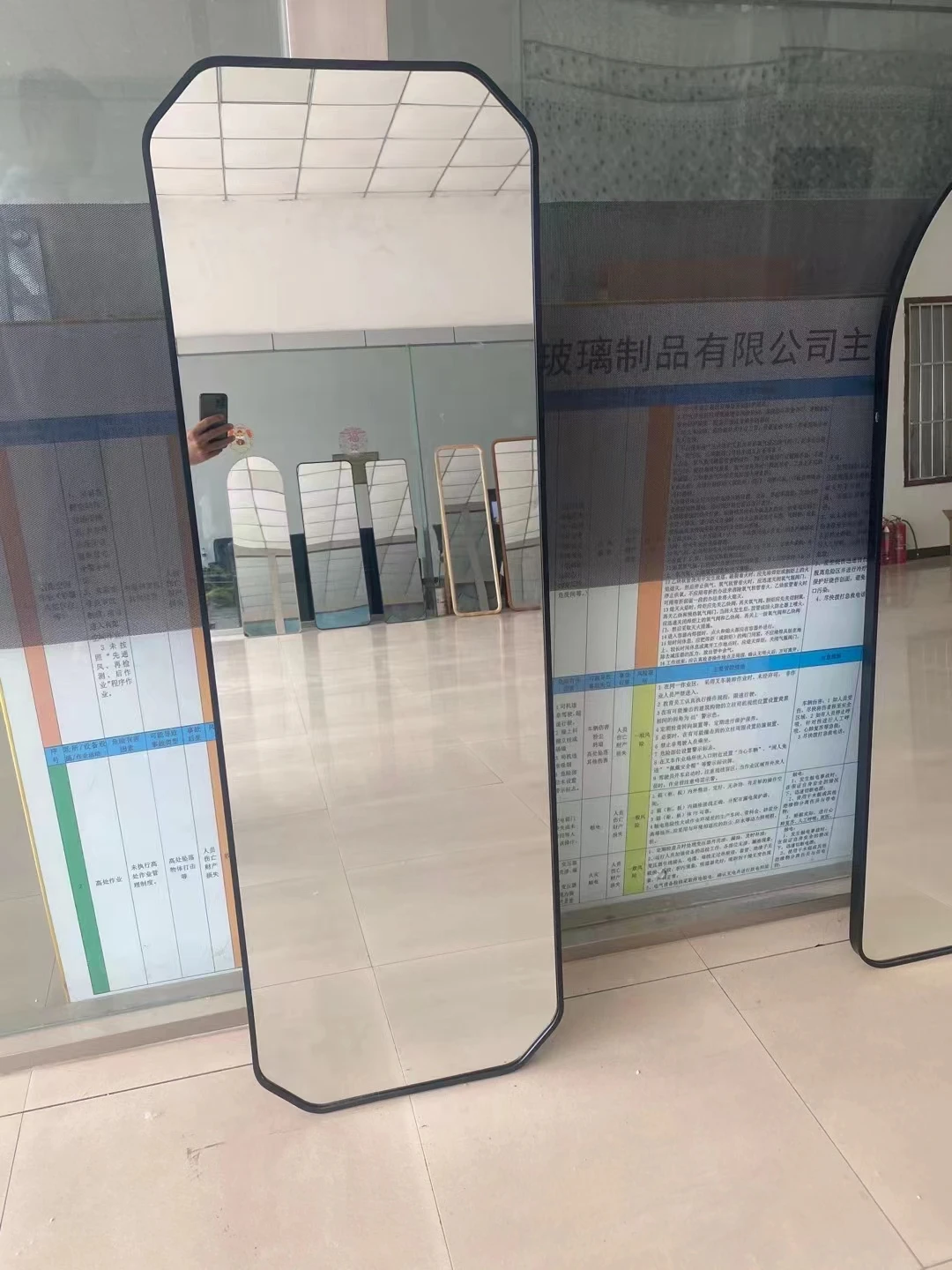 High Quality Modern Full-Length Wall Mirrors Factory Sales Illuminated Aluminum Lenses Equipped with Light for Hotels Made China