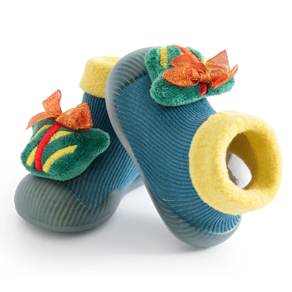 Wholesale Thickened Plush Warm Baby Shoes New Year Baby Gift Christmas Socks Non-Slip Baby Rubber Soles Socks