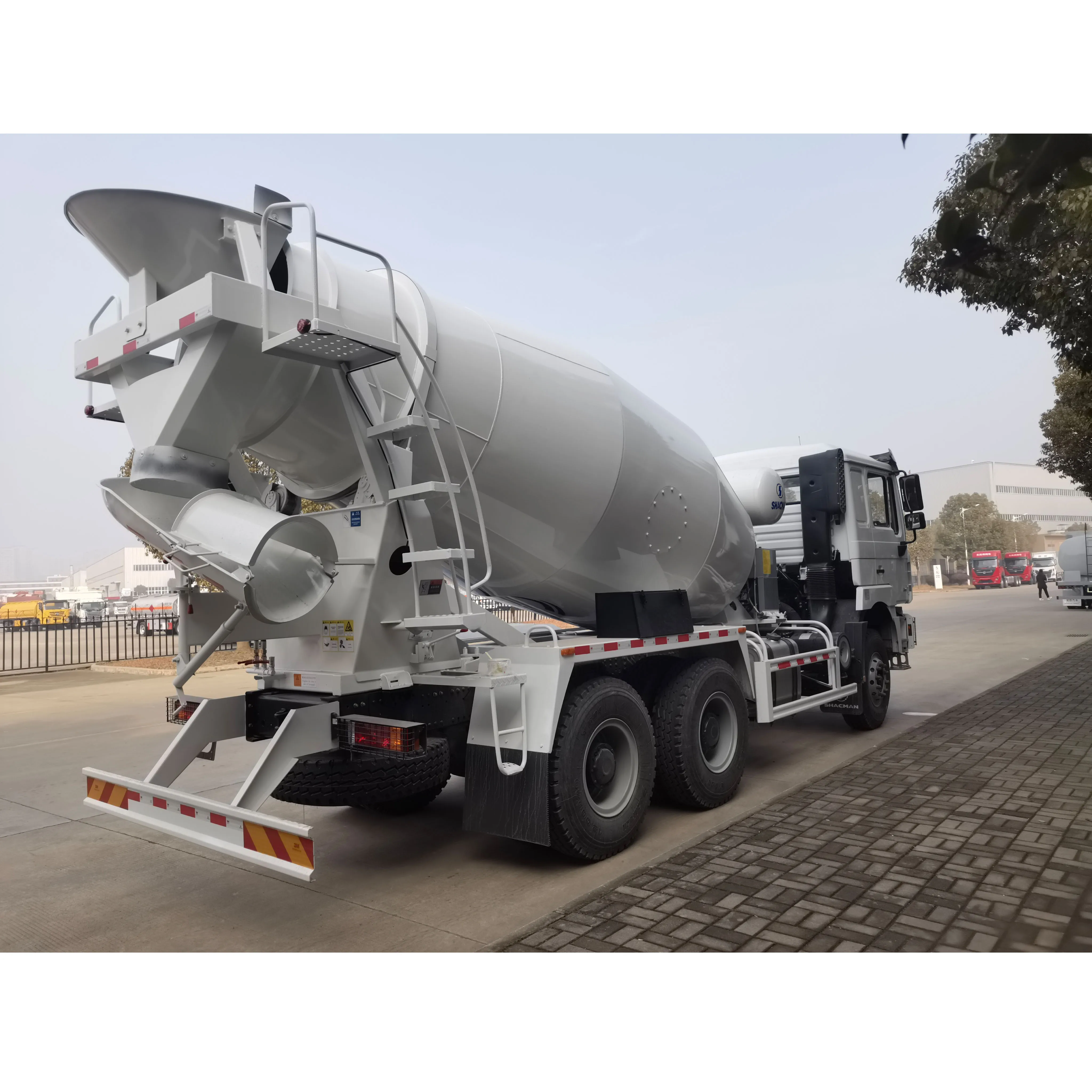 High quality Shaanxi Automobile 6*4 10m3   Concrete Mixer Truck  340 Horsepower Selling