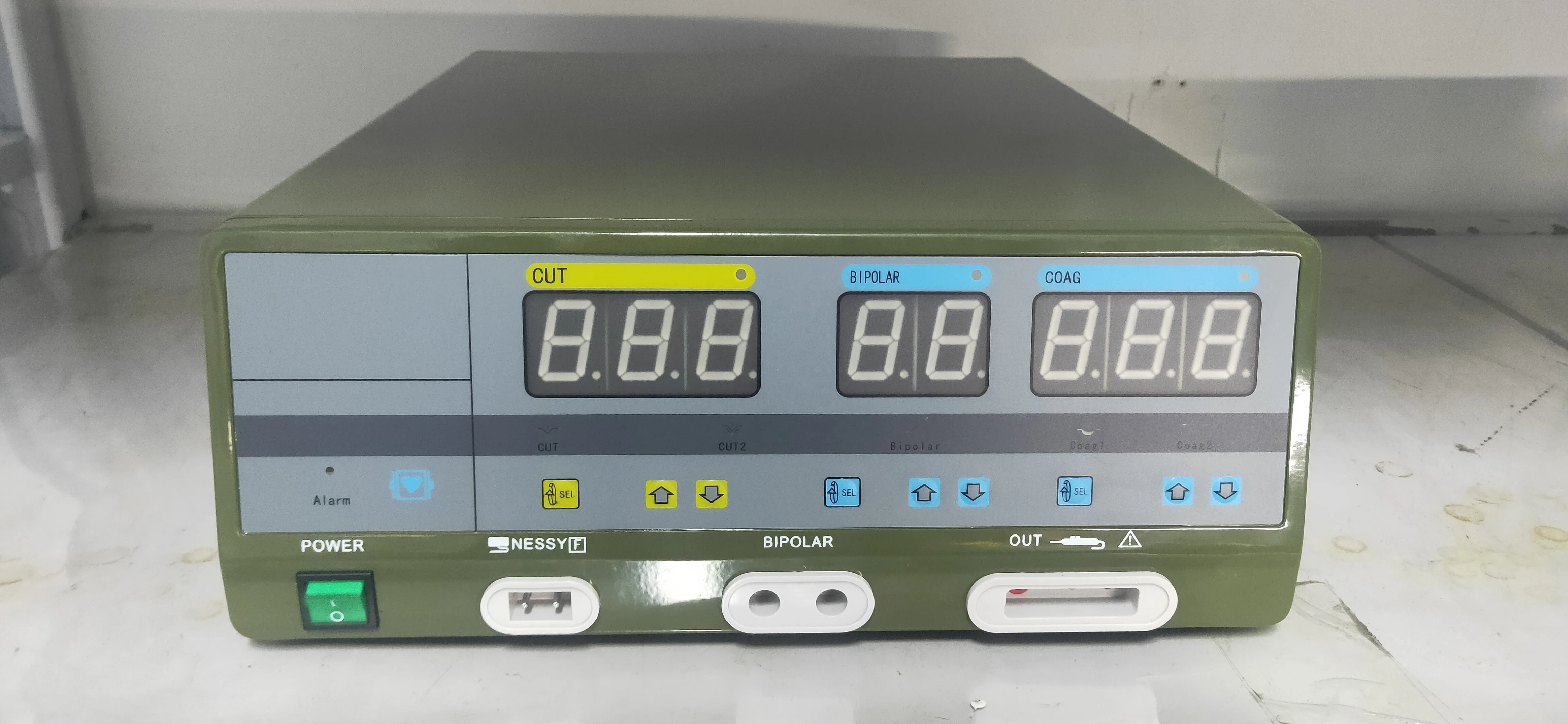 2023 High performance Electrosurgical unit  diathermy machine  with 5 output  400W