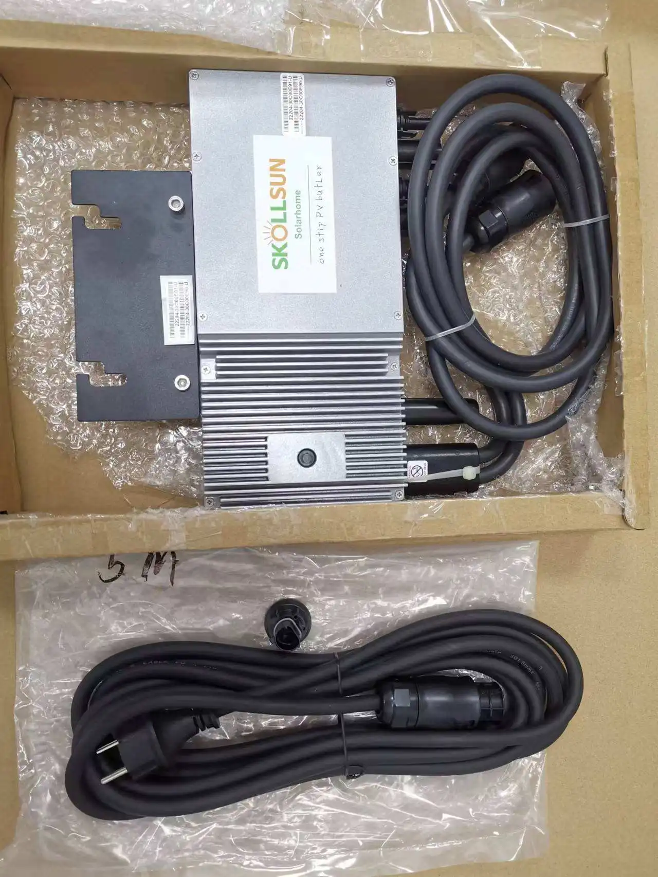 Cost-effective Solar Micro Inverter 500w 600w Grid-connected Inverter Solar Panel Inverter