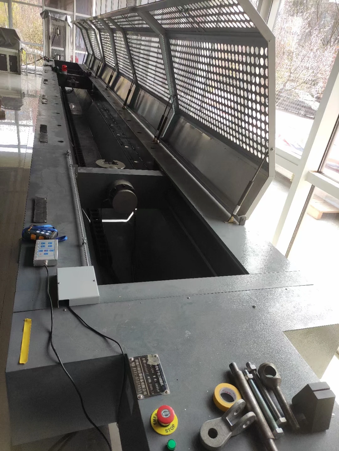 1000KN computer controlled hydraulic horizontal steel wire rope horizontal tensile testing machine