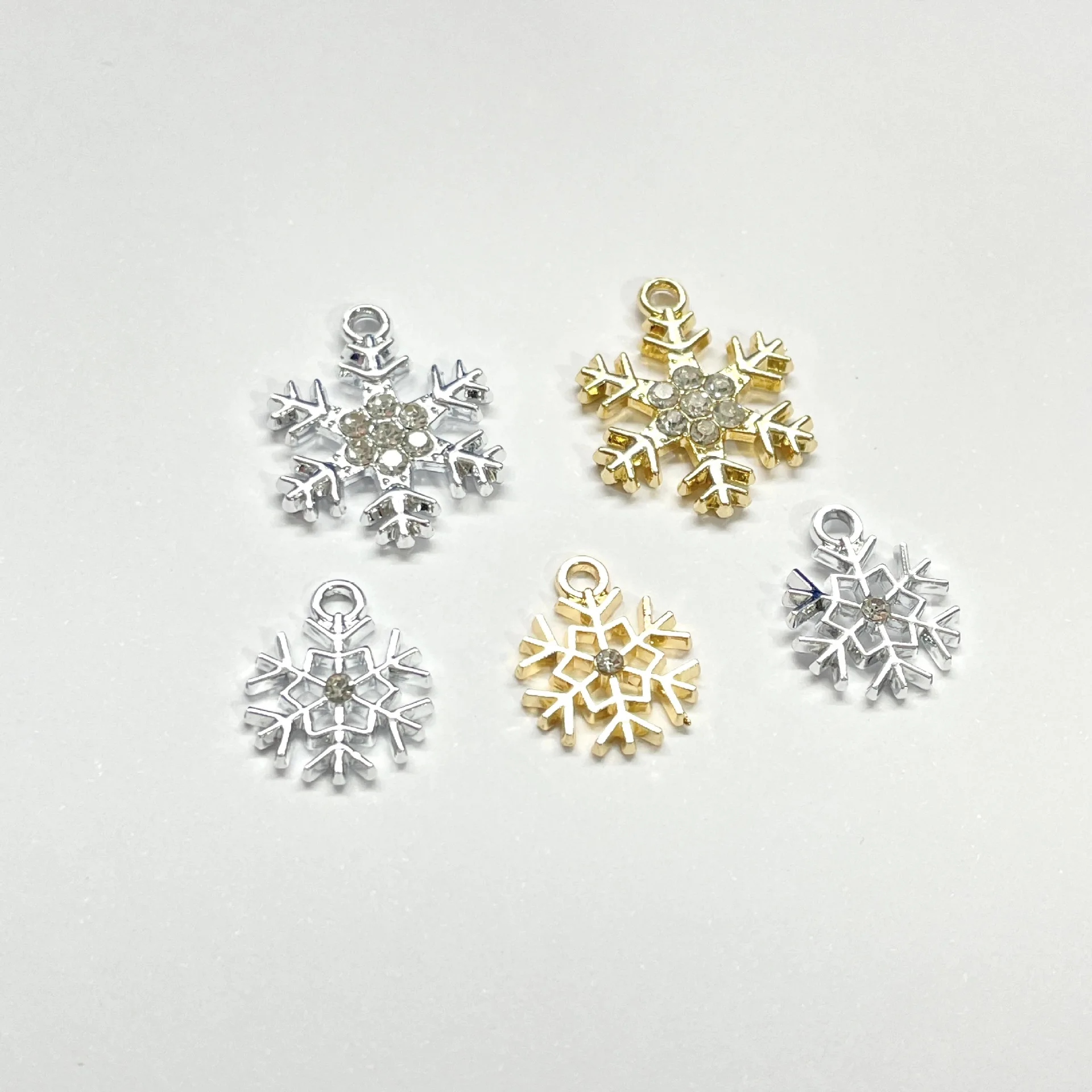 Diamond snowflake diy pendant earrings bracelet female zinc alloy electroplating spot diamond jewelry small matching
