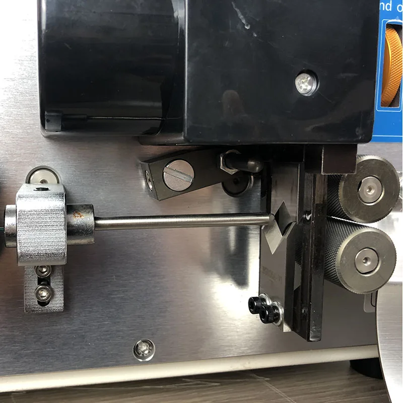JCW-CS02 ECO Auto wire cutting and stripping machine small roller wire stripper machine