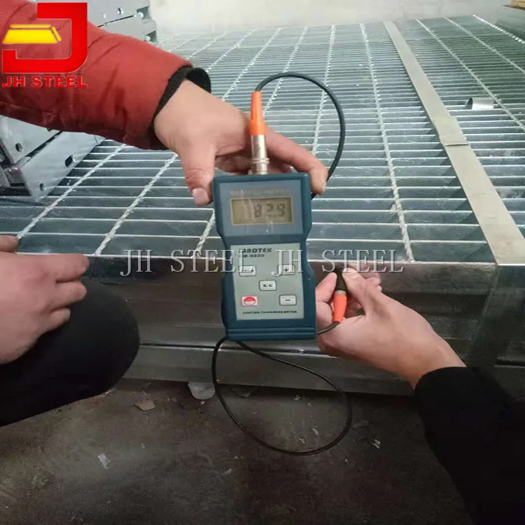 Heavy duty Welded Hot Dip Galvanized Floor Grating Treads Grates for Steps Manufacturer Price Customized size