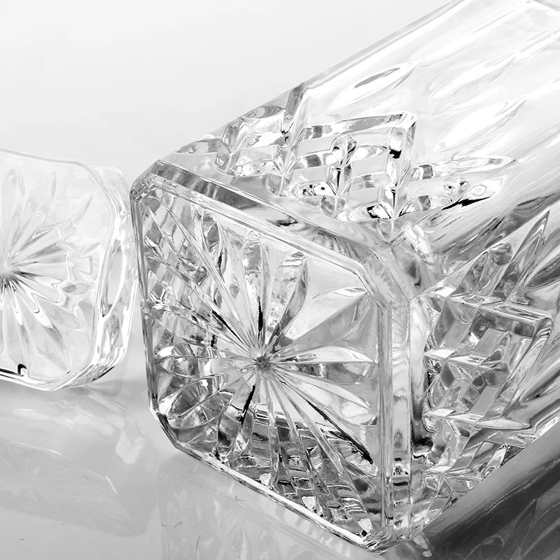 5pcs decanter set high-end luxury crystal decanter Engraved Snow Flower Design Pattern Whisky Wine Antique Wine Glass