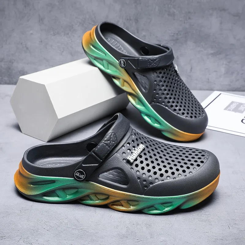 Slides for couples Soft slippers Outside luxury Slipper beach Open Toe thick sole slippers Unisex  clogs sandals