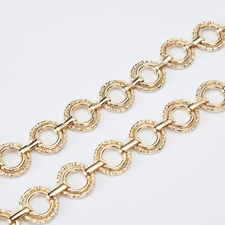 2022 Cheap trendy style iron waistband wholesale excellent quality chain belt for women