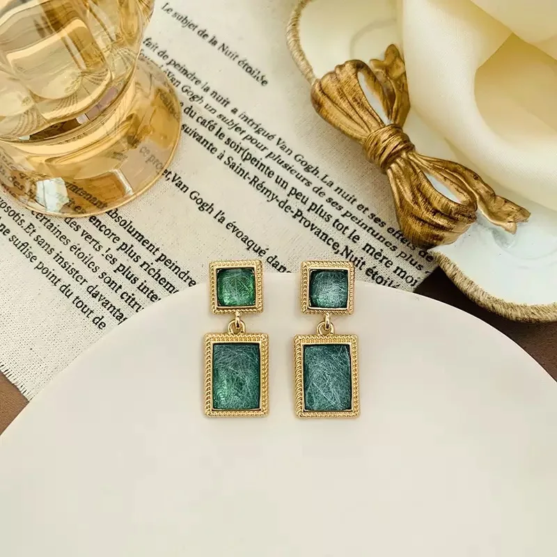 Hot Sale 2021 Trendy Retro Bling Geometric Square Bling Crystal Resin Stud Earrings Green Stone Ear Clips for Women and Girls