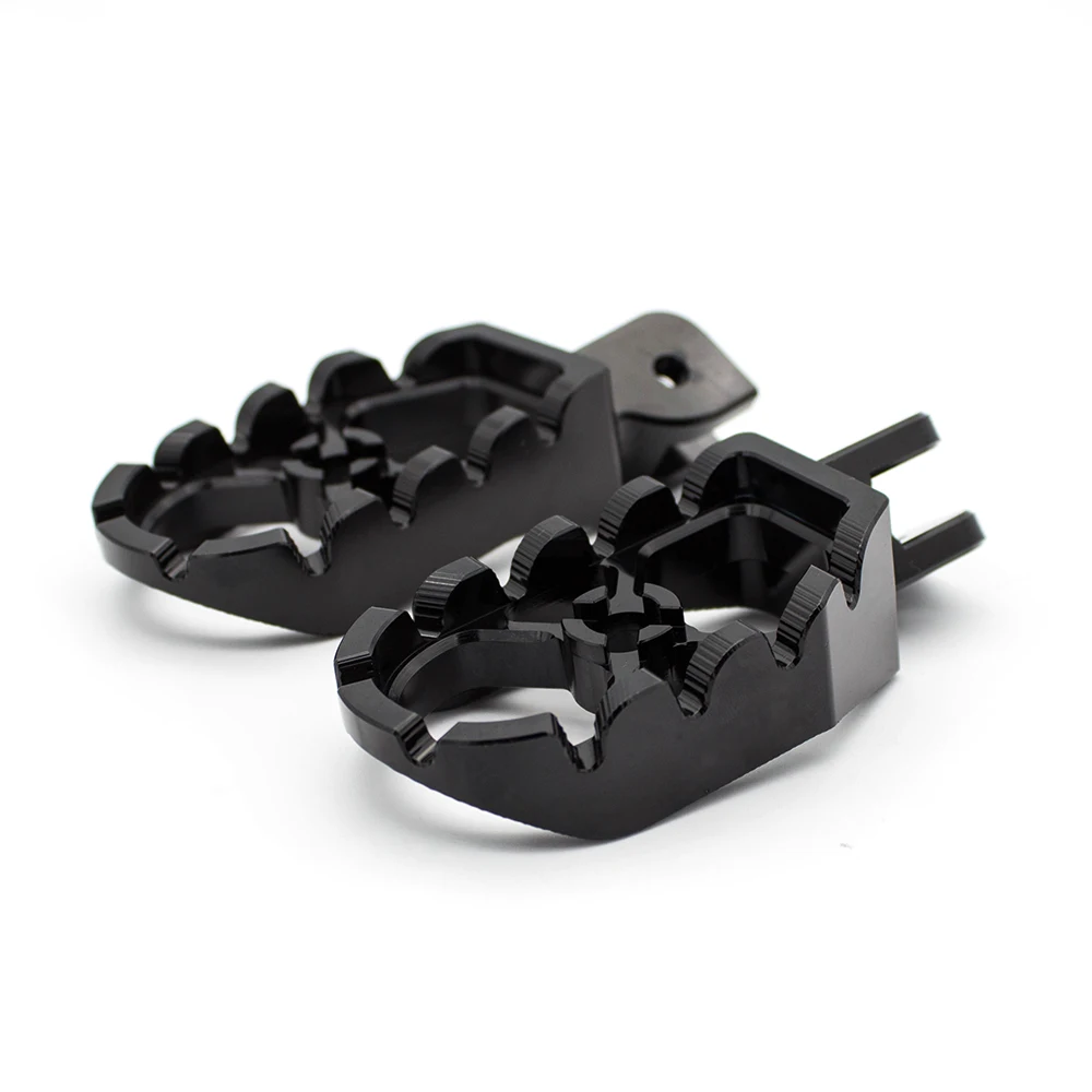 CNC foot pegs motorcycle spare parts for ducati scrambler