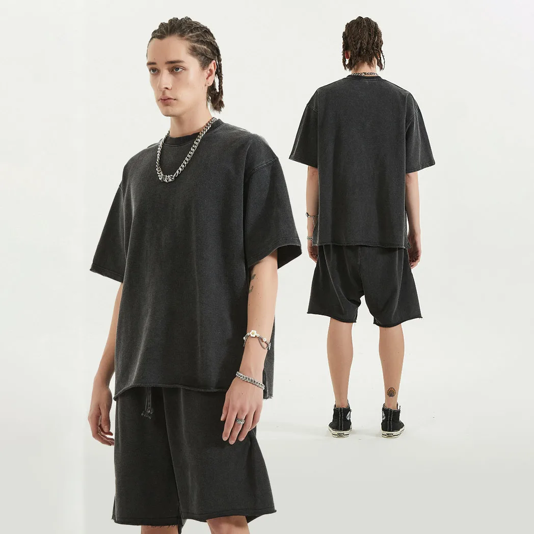 Wholesale Unisex  Custom Logo High Quality Street Wear Vintage Washed  Casual Pocket Plus Size T Shirt And Short Set For Men