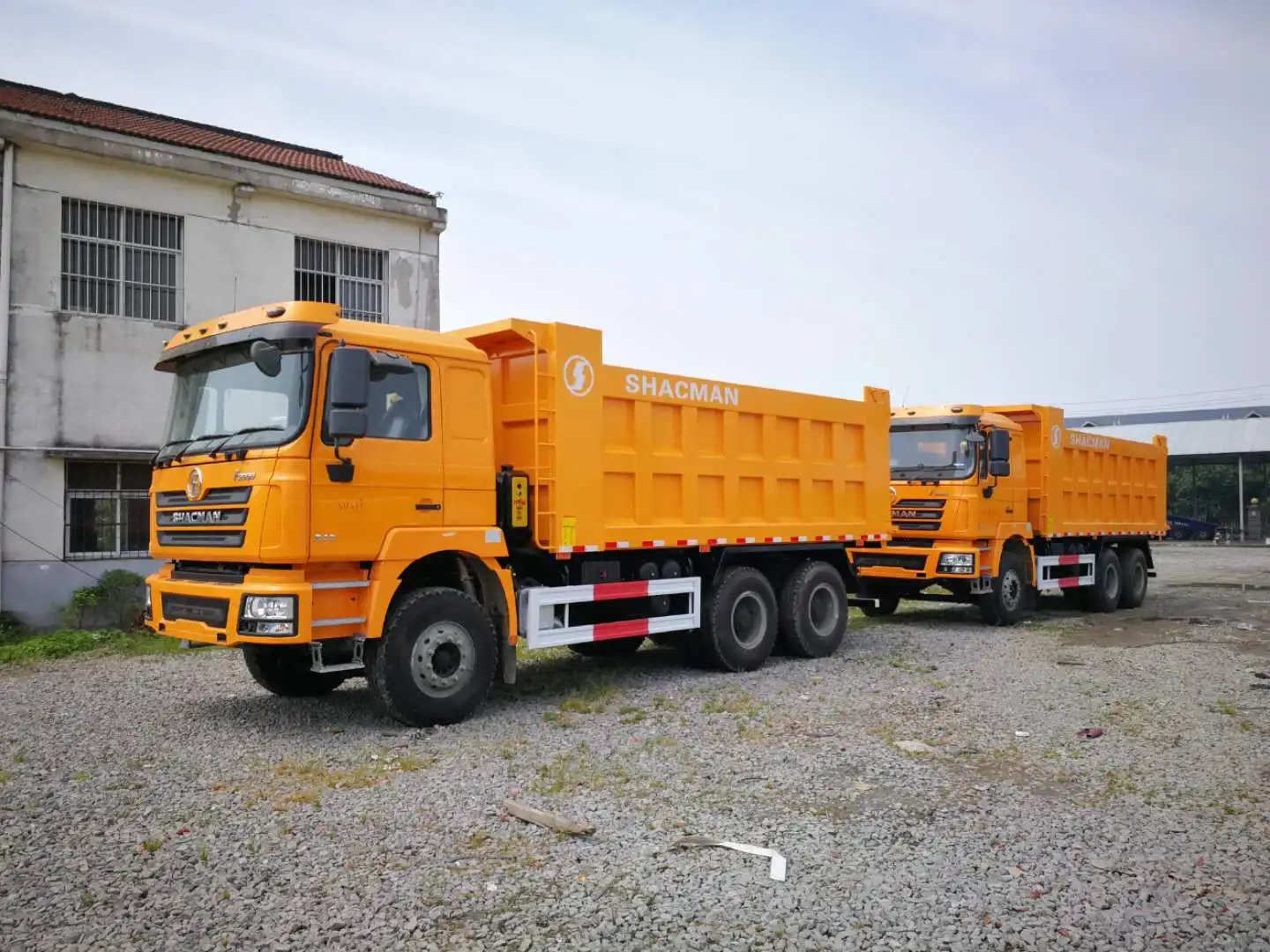 Грузовик SHACMAN H3000 Euro 2 8*4 6*4 180-340 л.с. с дизельным двигателем Weichai