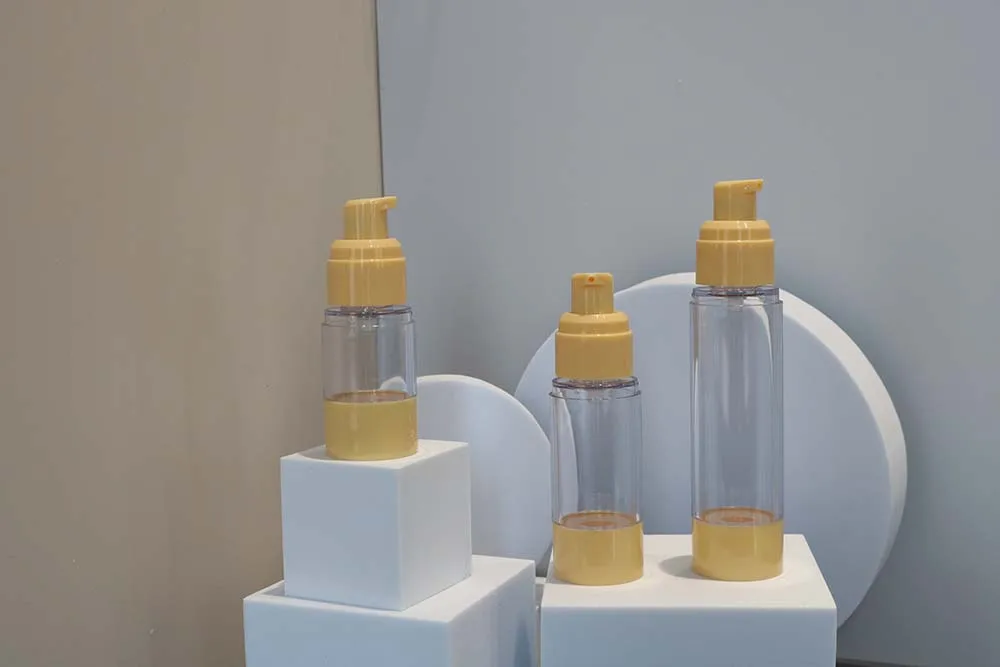 High quality cosmetic packing bottles airless bottle pump cylinder unique refill glass airless bottle