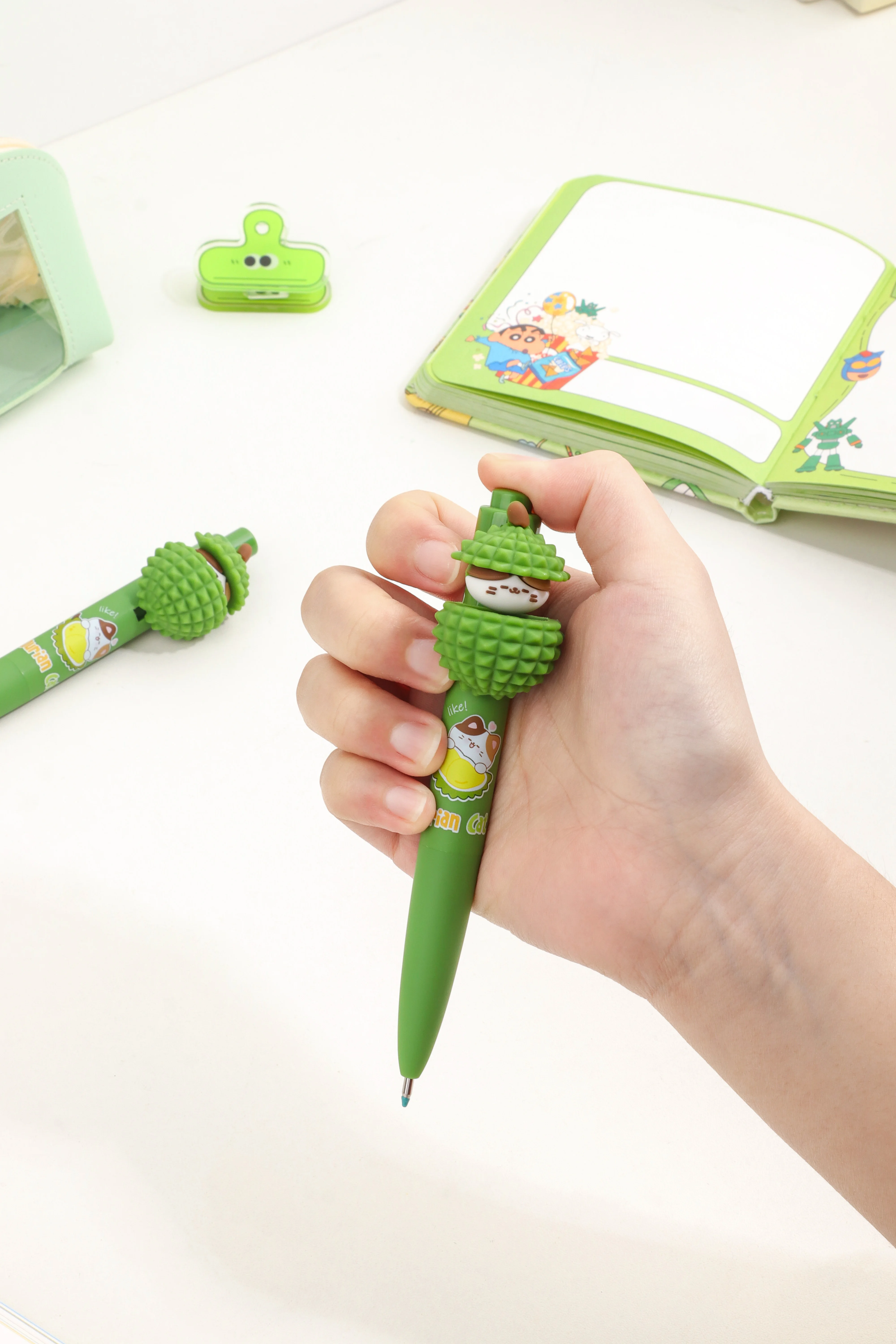 KUKI Creative Novelty Gift Plastic Decorative DIY Beaded Pens Surprise Durian Ballpoint Pens