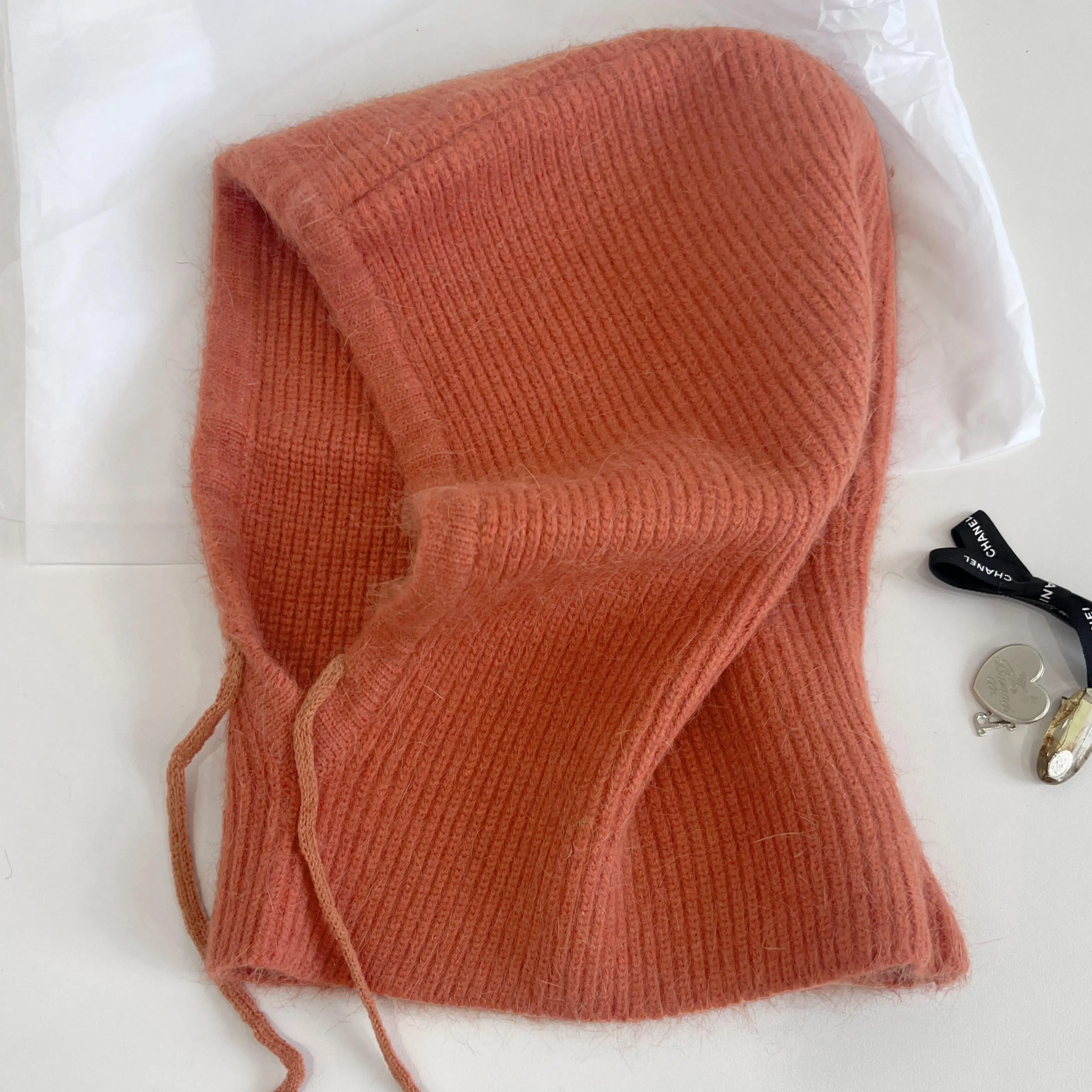 Женская трикотажная Балаклава