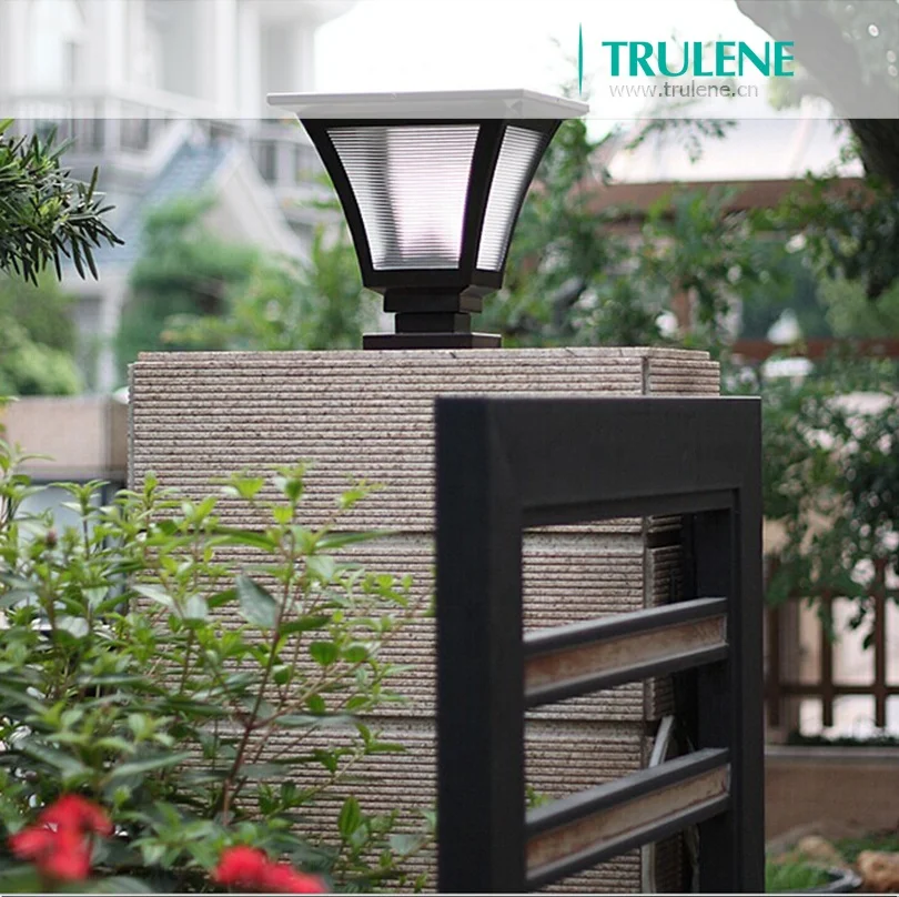 LED Yard Pillar Lights Solar Fence Lights Solar Gate Lights Waterproof