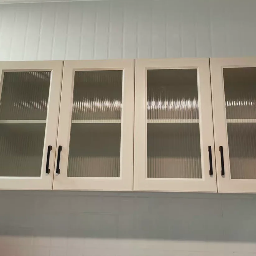 Ultra Clear Tempered 4mm 5mm Modern Reeded Fluted Glass for Storage Display Cabinet