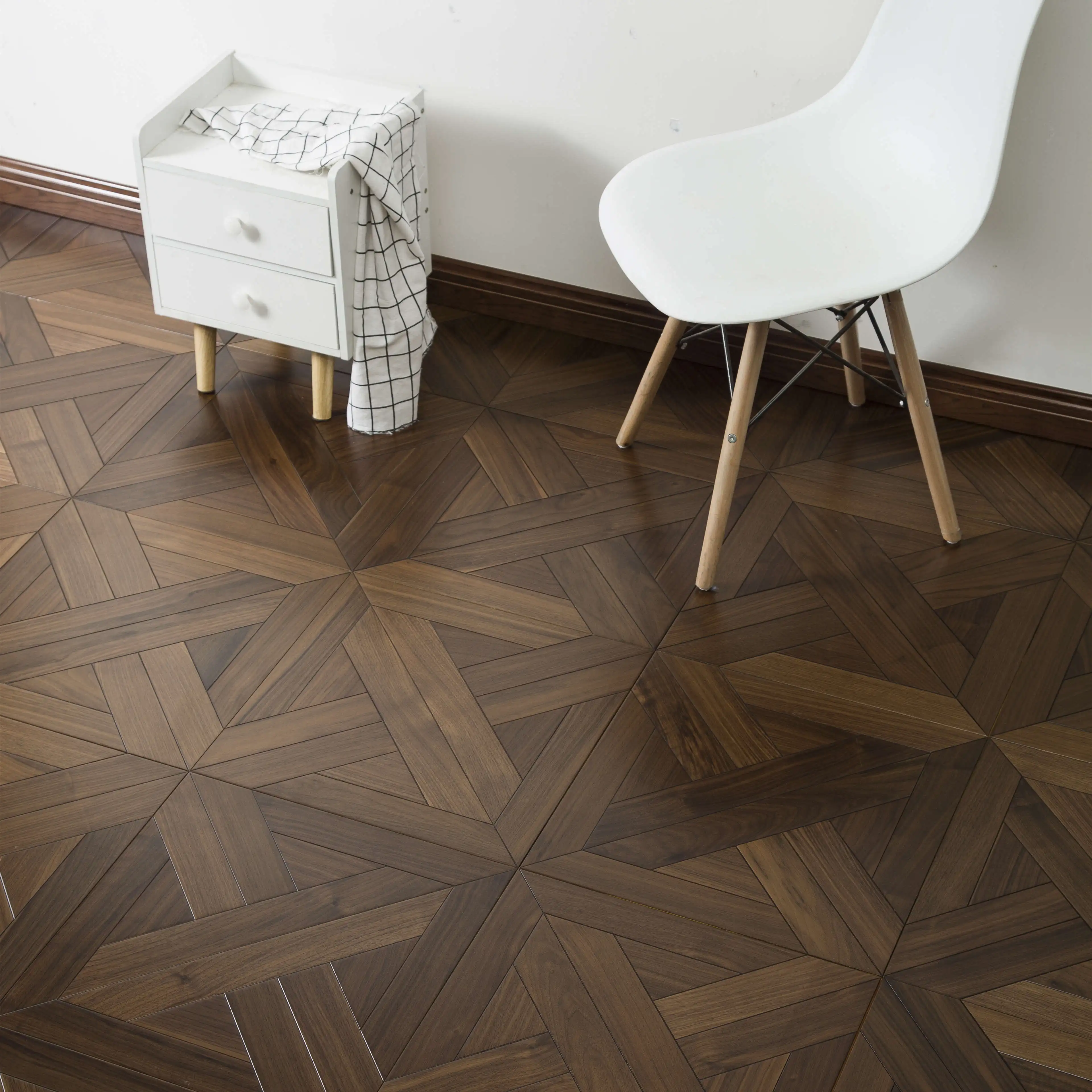 Chevron parquet solid wood look engineered flooring