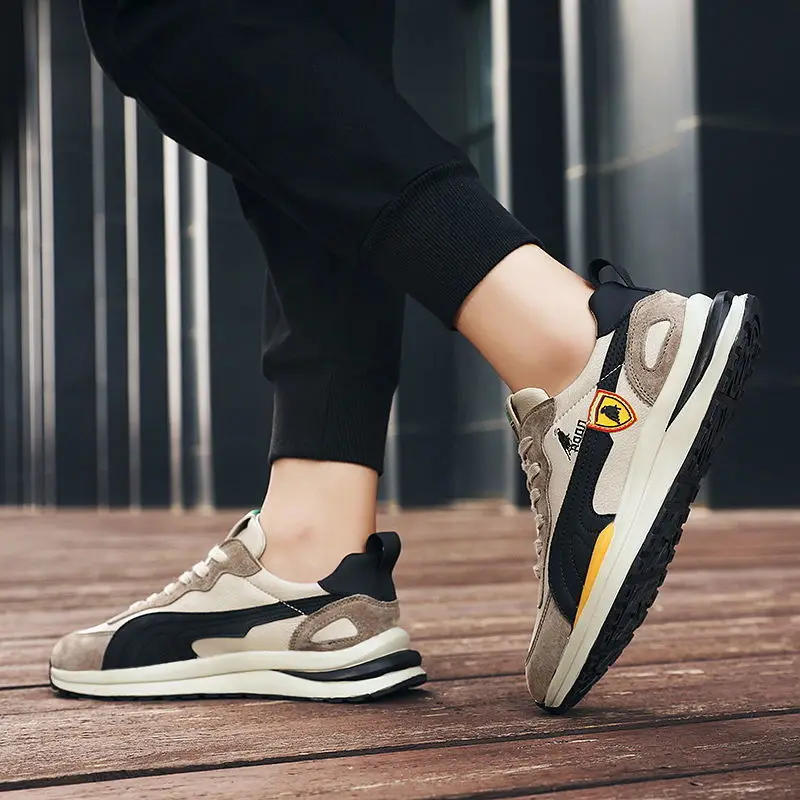 Good Quality Cheap Price Walking Style Outdoor Men Sport Shoes Wholesale