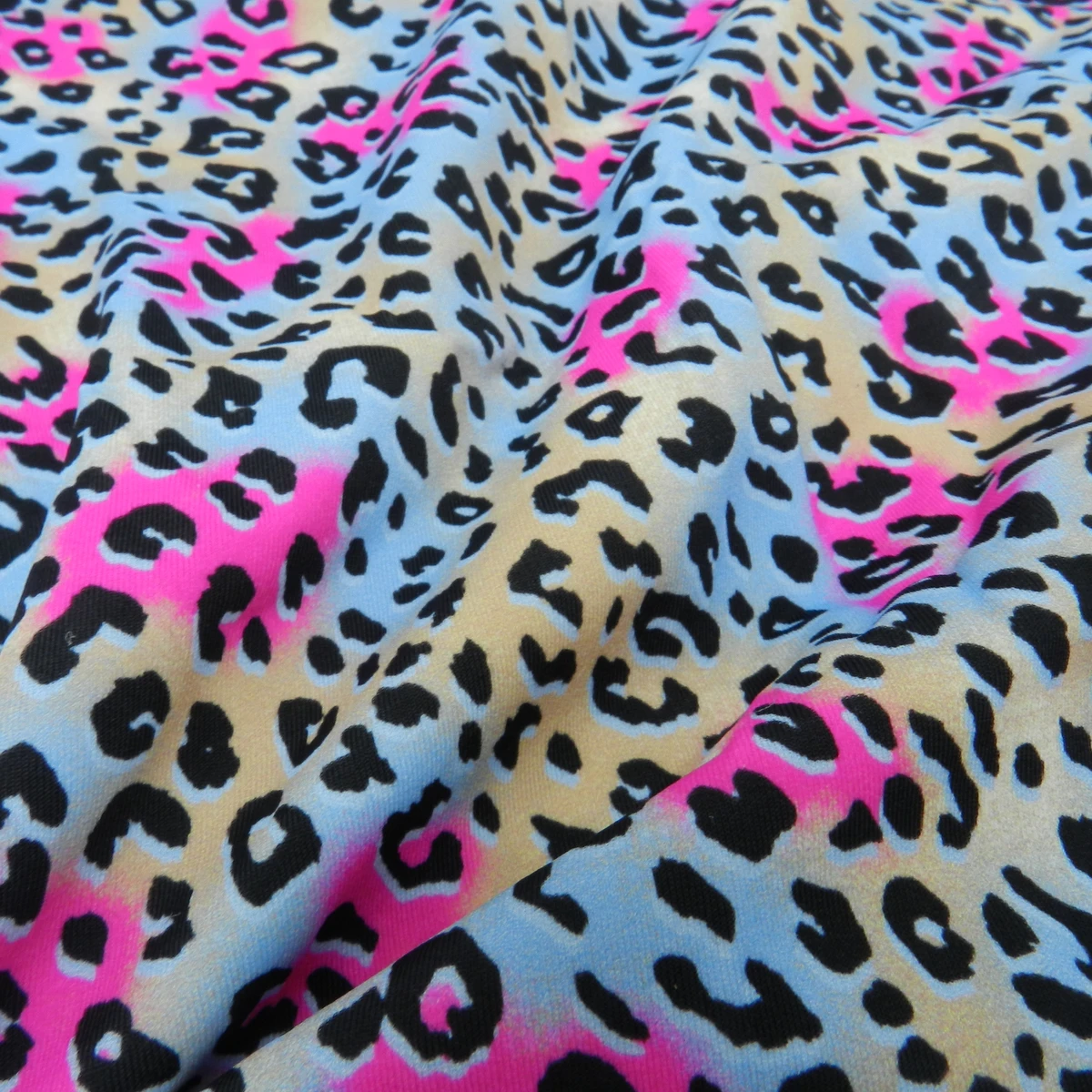 Fashion Style Leopard Print Striped Rib Sweatshirt Sportswear Knitted Jersey Fabric Sportswear Fabric Manufacturers