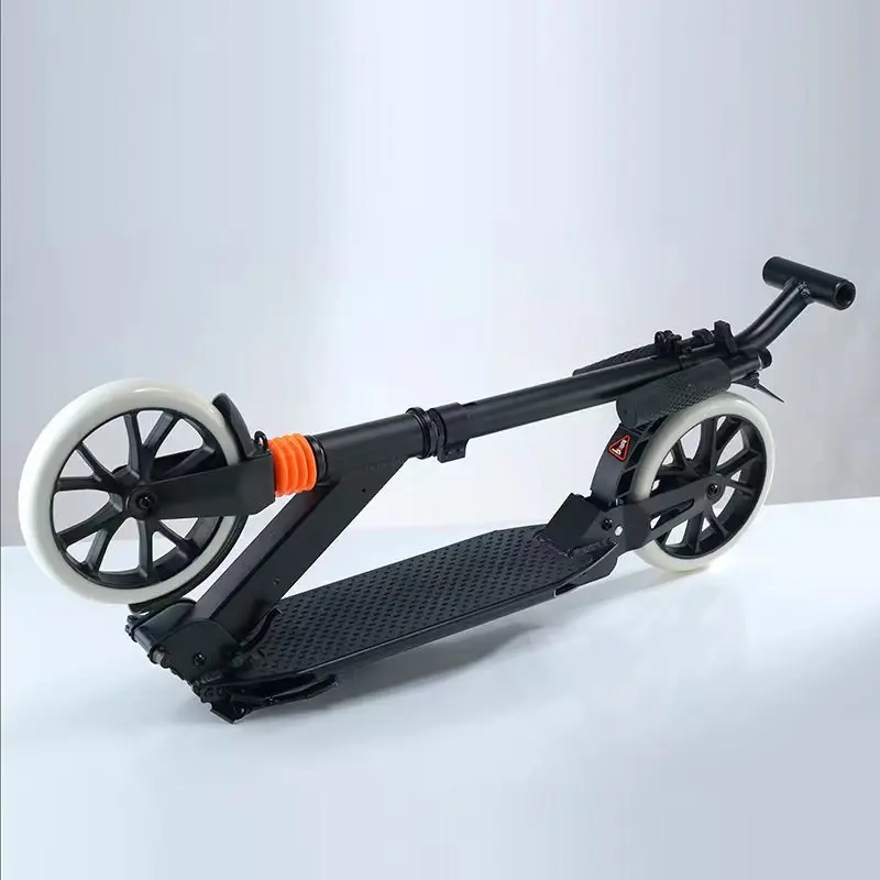 New Scooter Aluminum alloy two-wheeled youth city scooter Brand Absorbers Adult 200mm Large Wheel Kick Scooter