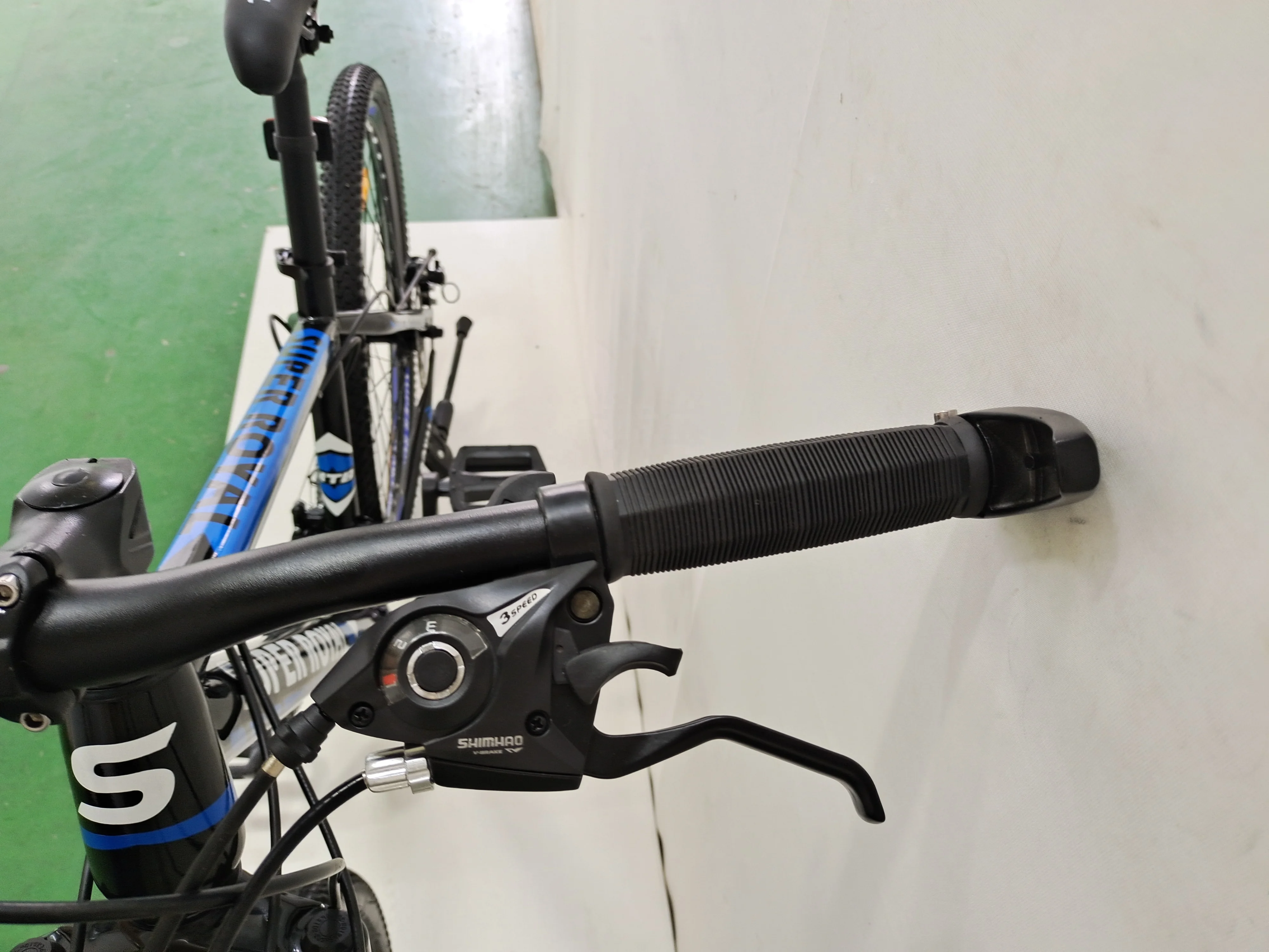 26/27.5/29 Inch 27 Speed Aluminum Alloy 6061 Frame Suspension Fork Mountain Bicycle with Disc Brake System Steel Mtb Bike