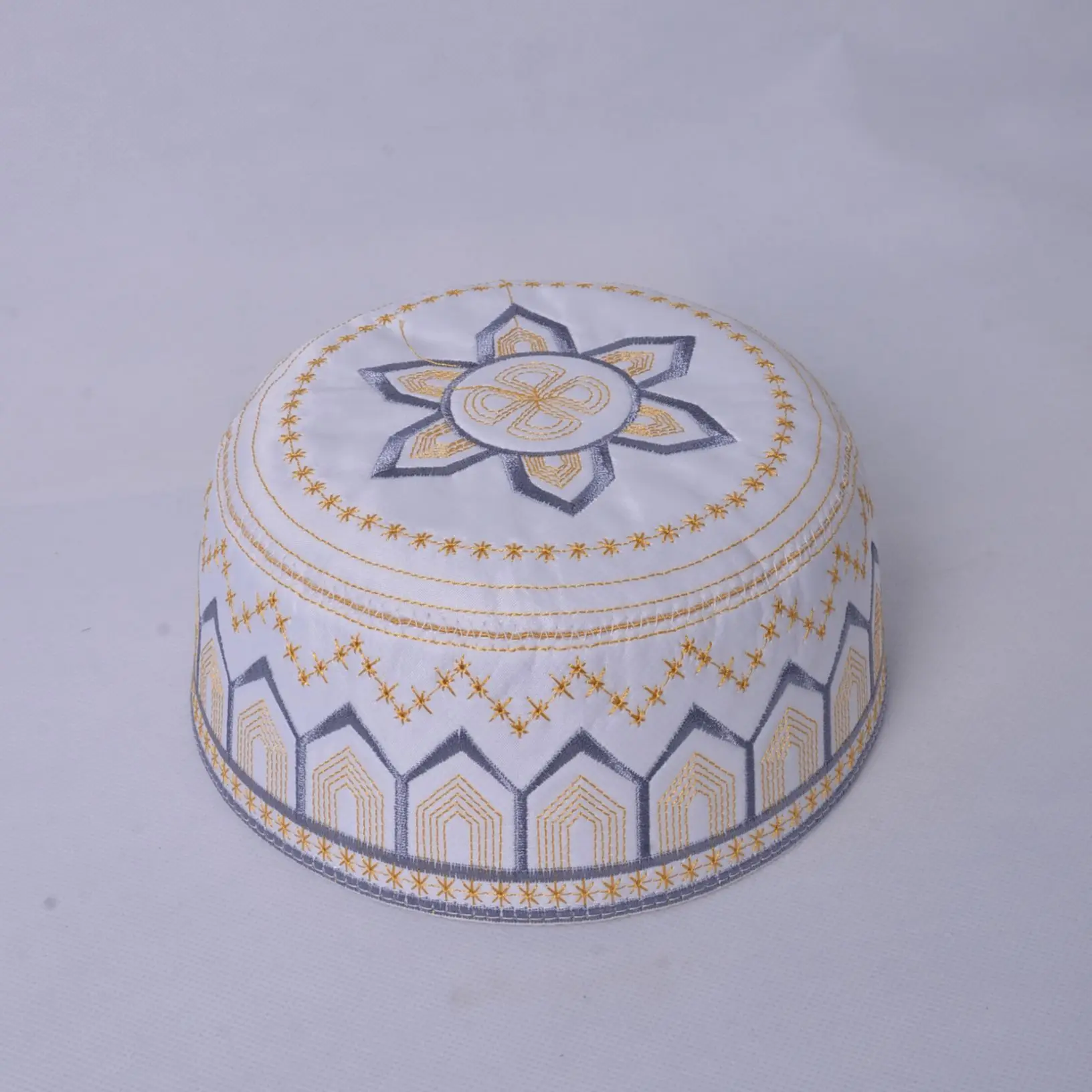 Factory Direct Sale Islamic Prayer Embroidery Men Muslim Cap Hat Islamic Computer Hat