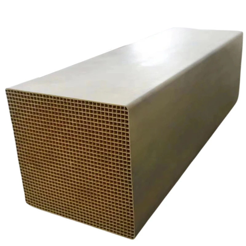 V2O5/TiO2 honeycomb SCR catalyst