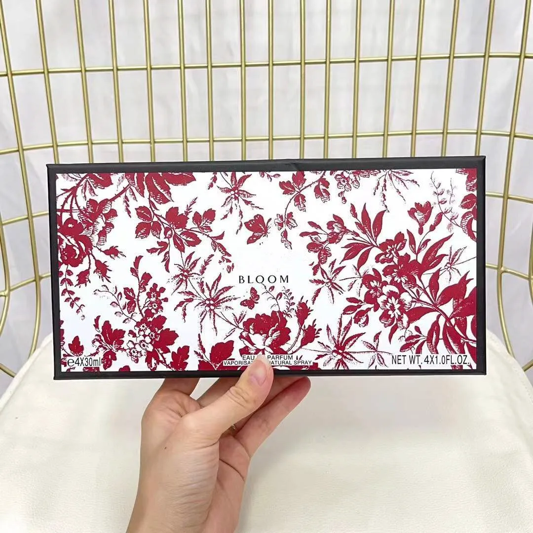RTS 4*30ml Top Quality Version Bloom Eau De Parfum Vaporisateur Spray Cologne Perfume Gift Set For Women