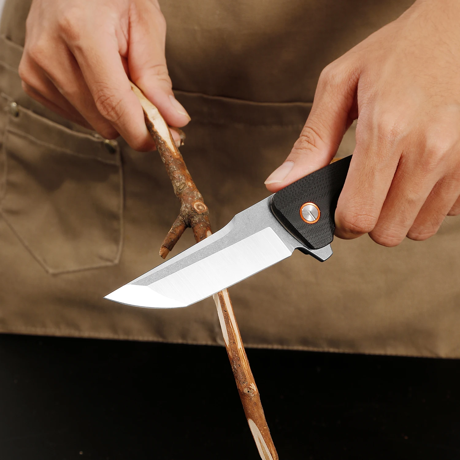 New Fashion Outdoor EDC  8Cr14Mov Survival Folding Hunting Camping Pocket Knife With G10 Handle