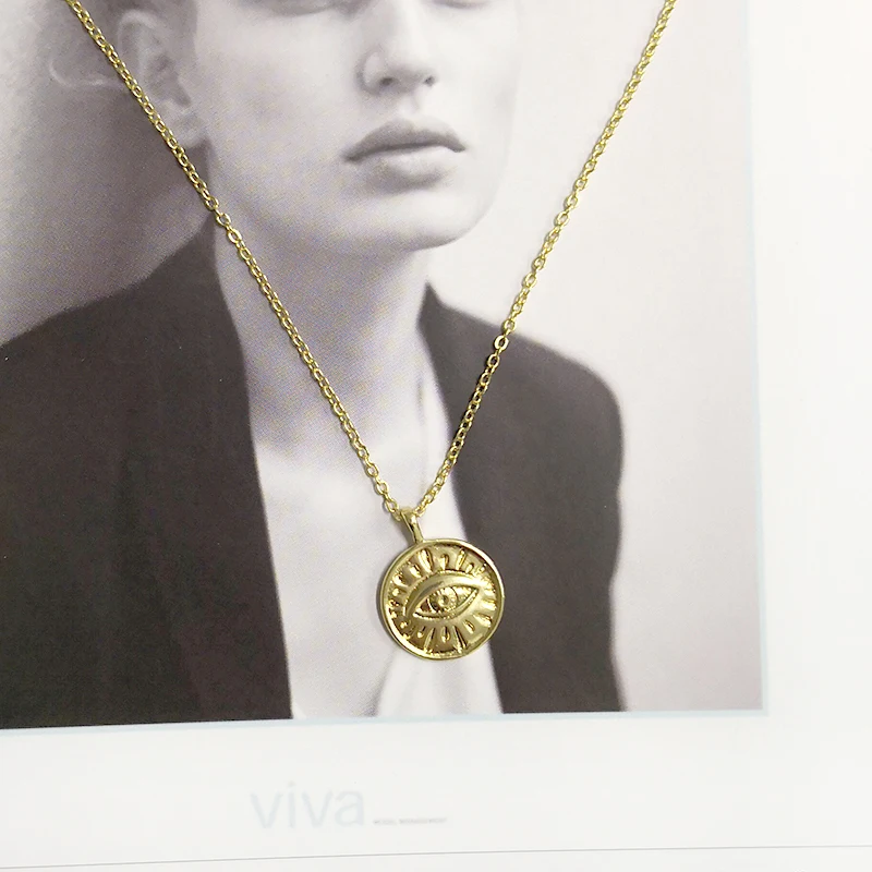 Gold Color Coin Eye Pendant Necklaces for Women Simple Round Disc Layered Choker Necklace Boho Charm Minimalist Necklaces