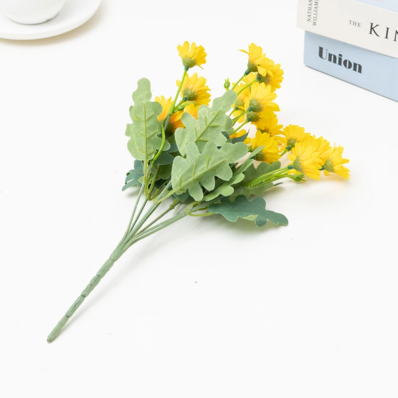 2022 new products Spring wild chrysanthemum Home yard decoration with small daisies bouquet artificial flower