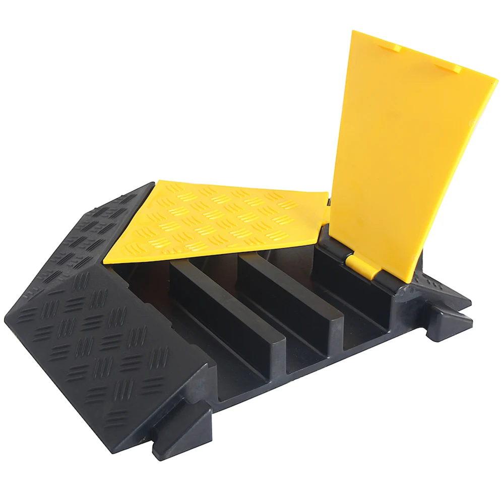 Factory wholesale traffic safety 1 2 3 4 5 wire slots road humps / speed breaker / cable ramp 5 channel protectors