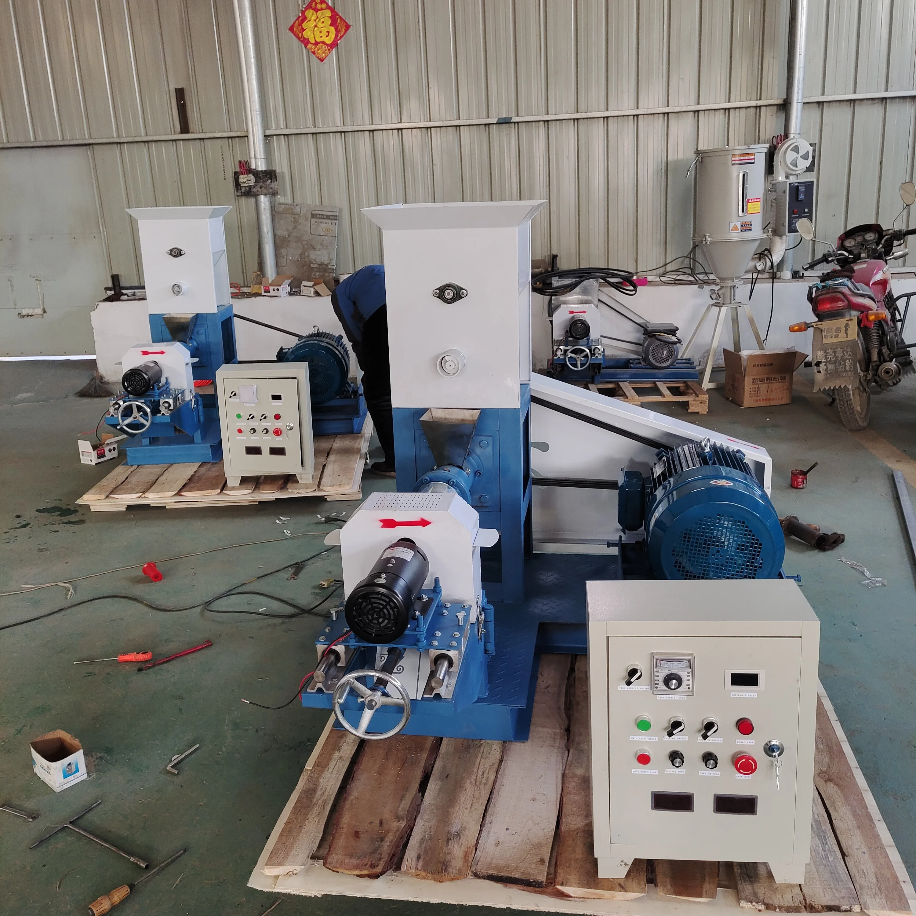 Fish Feed Pellet Making Machine Price Floating Fish Feed Extruder Machine