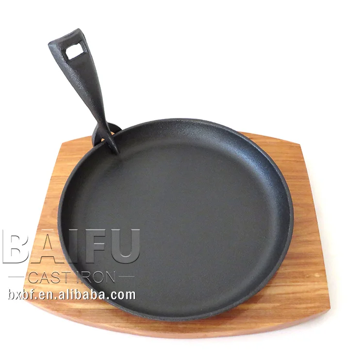 Round Cast Iron Steak Plate Sizzle Griddle with Wooden Base Steak Pan Grill Fajita Server Plate