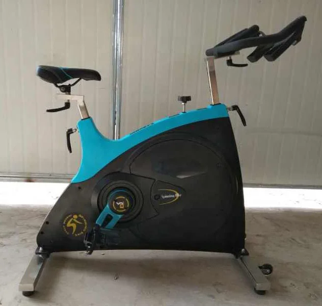 CE Certificated Commercial Spin Bike with LED Light