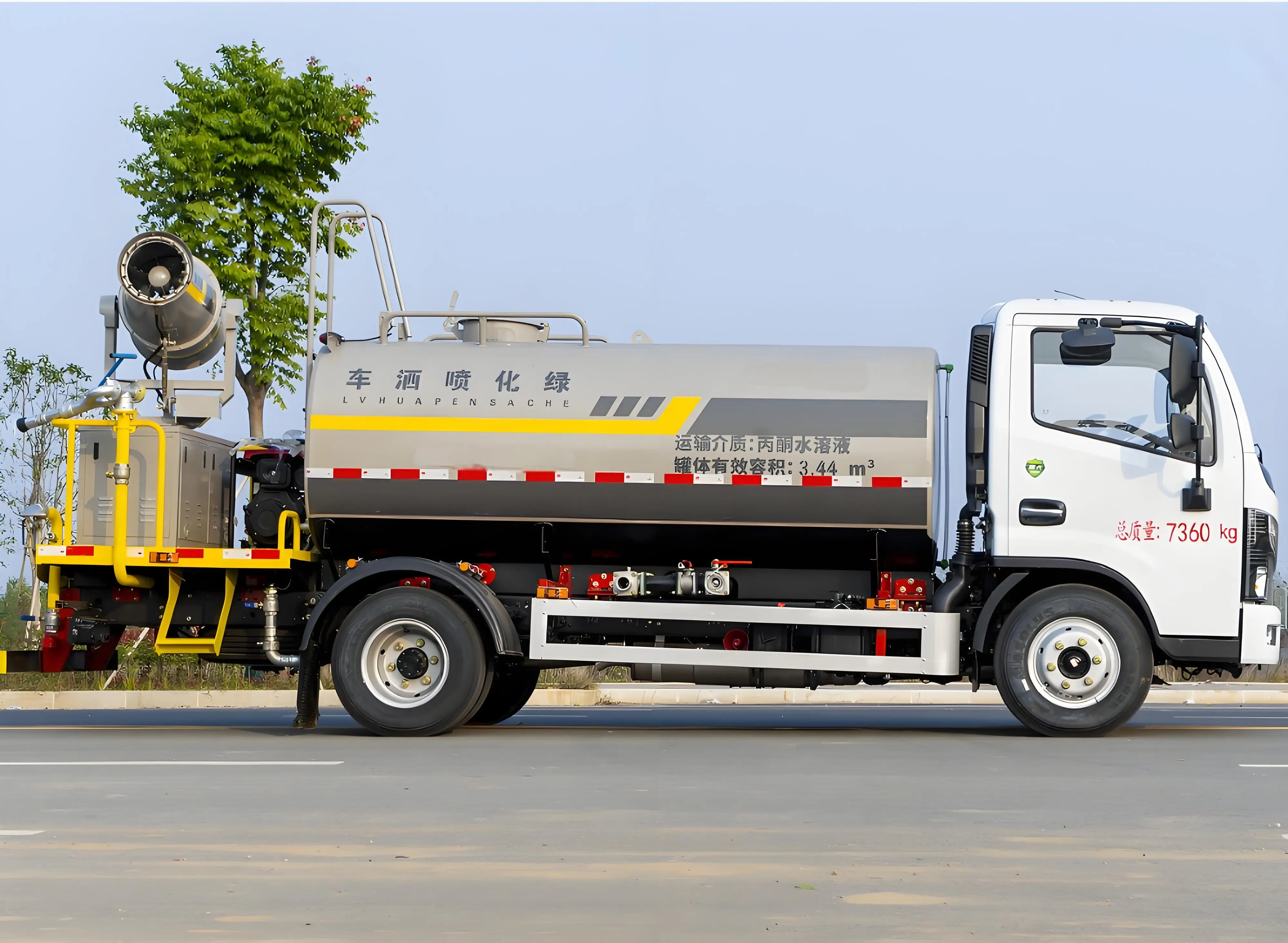 Dongfeng Dolica 4m³ diesel spray car dust suppression car manufacturers direct sales