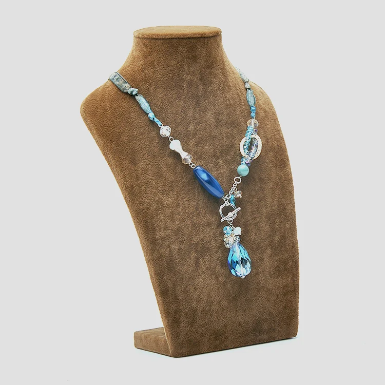 famous portraits fashion cheap beautiful realistic half female mannequin bust velvet jewelry necklace display stands