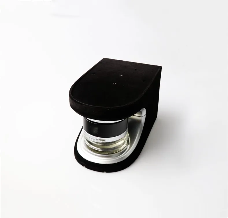 Original negative ion system suitable for Mercedes-Benz W205 W213 X253 W222 car fragrance synchronous original car air purifie