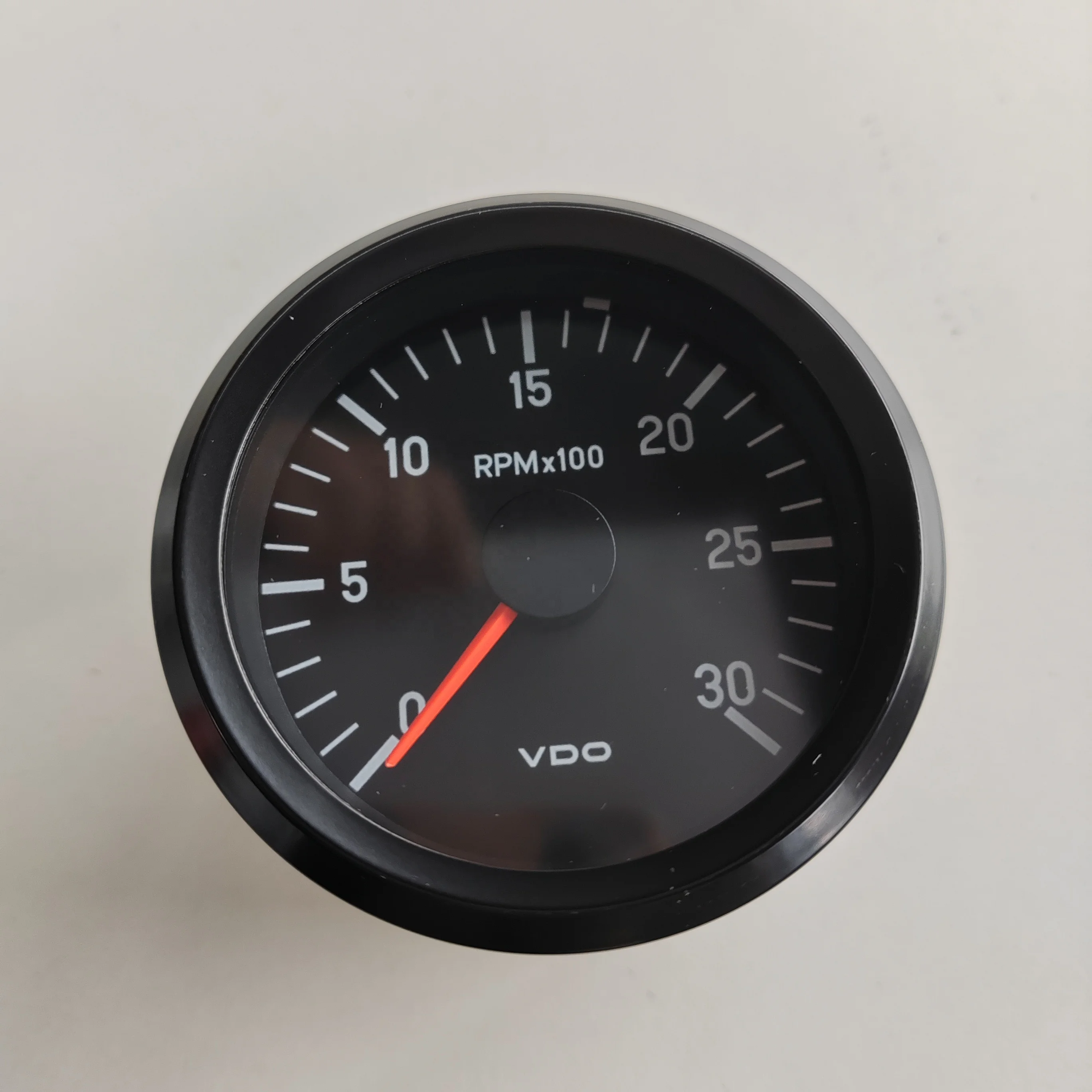 Genuine VDO Tachometer 333 045 001X Cockpit International Tachometer 3.000 RPM 80mm 24V  333 045 001  333045001