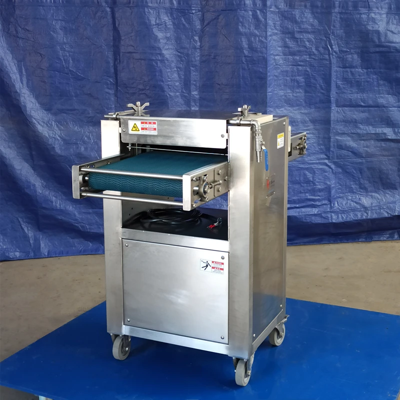FCM 558: Flower Squid Cutting Machine