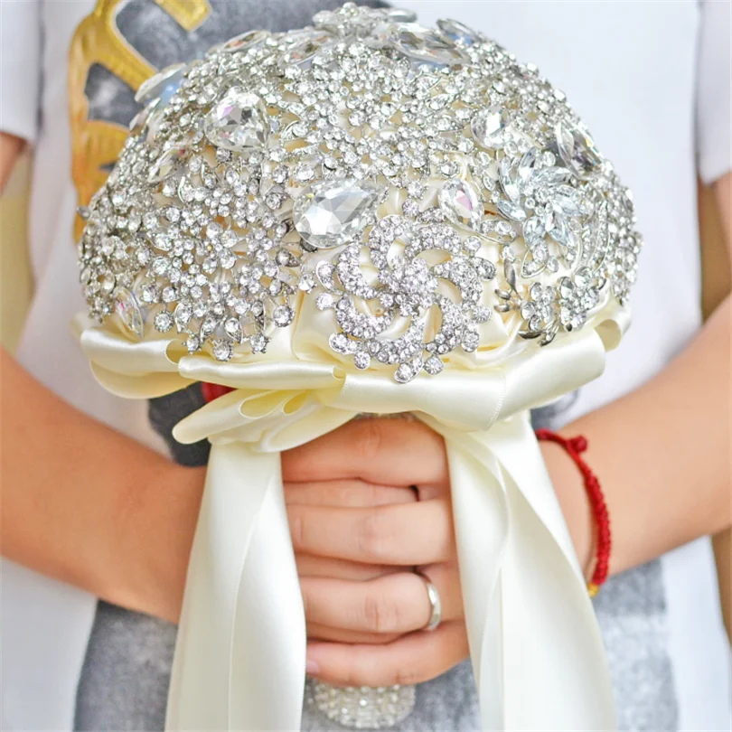 Luxurious Bouquet of flowers for wedding Full Crystal diamond wedding bouquet  flower holding bouquet