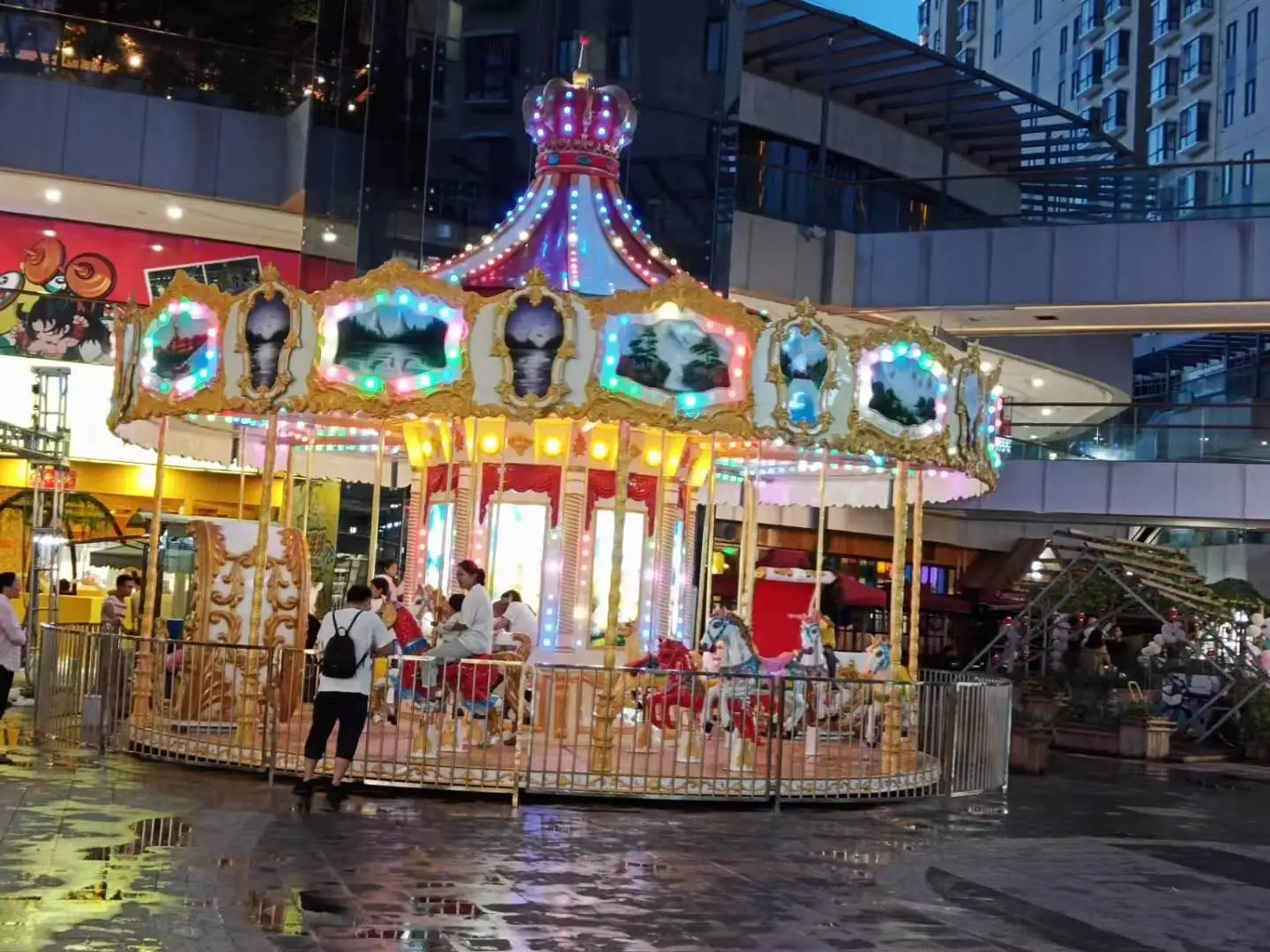 24 seats carousel