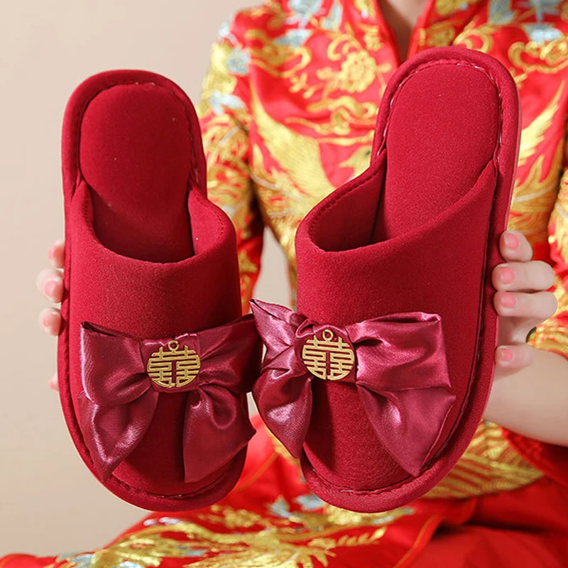 2023 new design winter festive couple red indoor home slippers non-slip pvc sole comfortable wedding shoes for bride