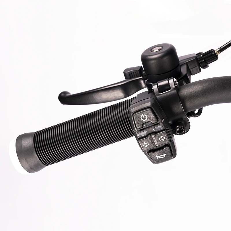 Dual disc braking system U3 folding electric scooter with 10inch pneumatic wheel 600W power motor 12 degree climbing ability