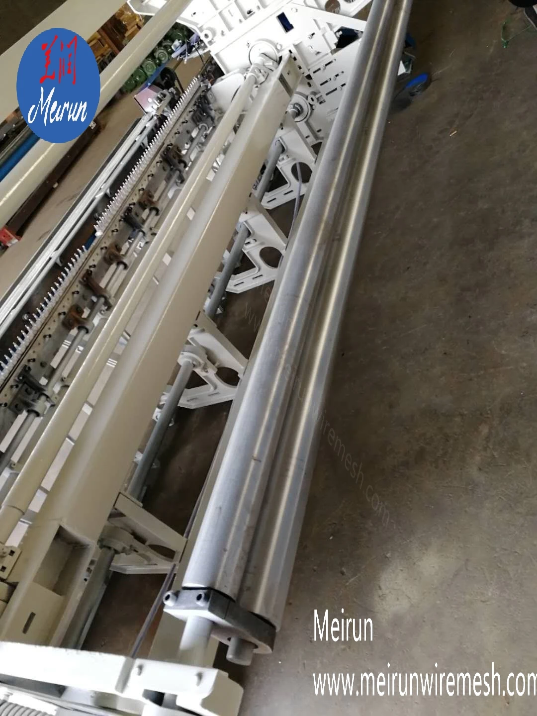 Машина для производства ткацкого плетения полотенец