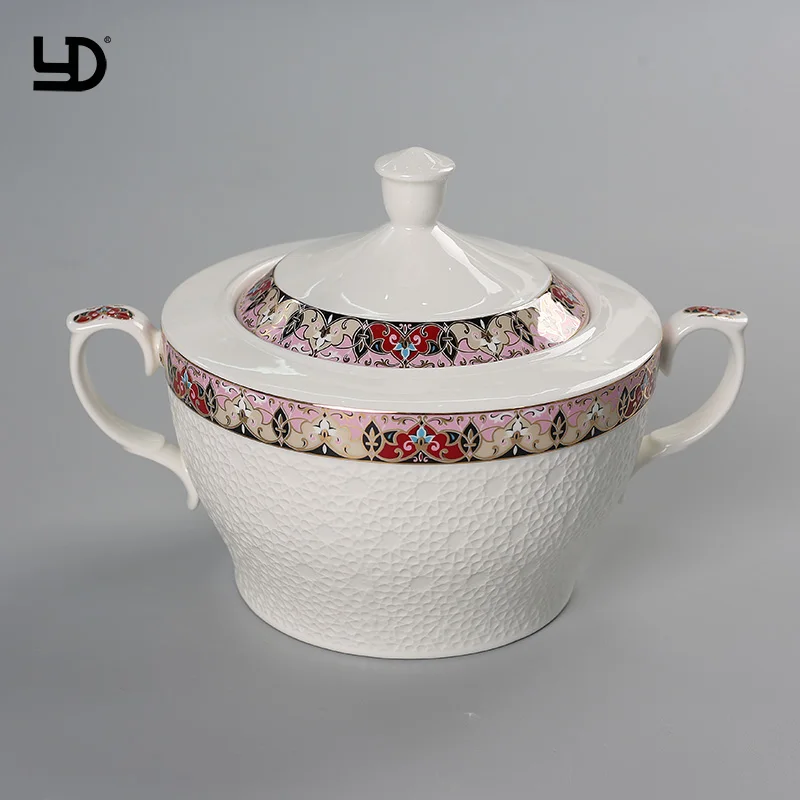 Customized China Market Factory Price Direct Sales Western Style Durable Porcelain Dinnerware Sets Bowl Square Plate Milk Pot