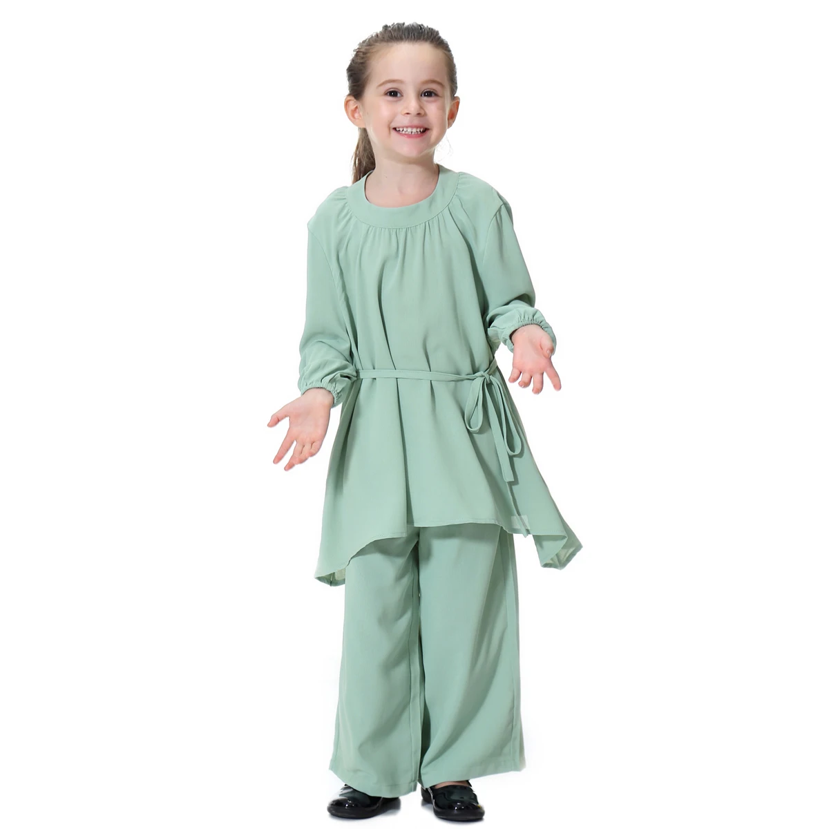 2022 best seller loose casual style cotton material kids clothing Southeast Asia Islamic two piece set children clothing