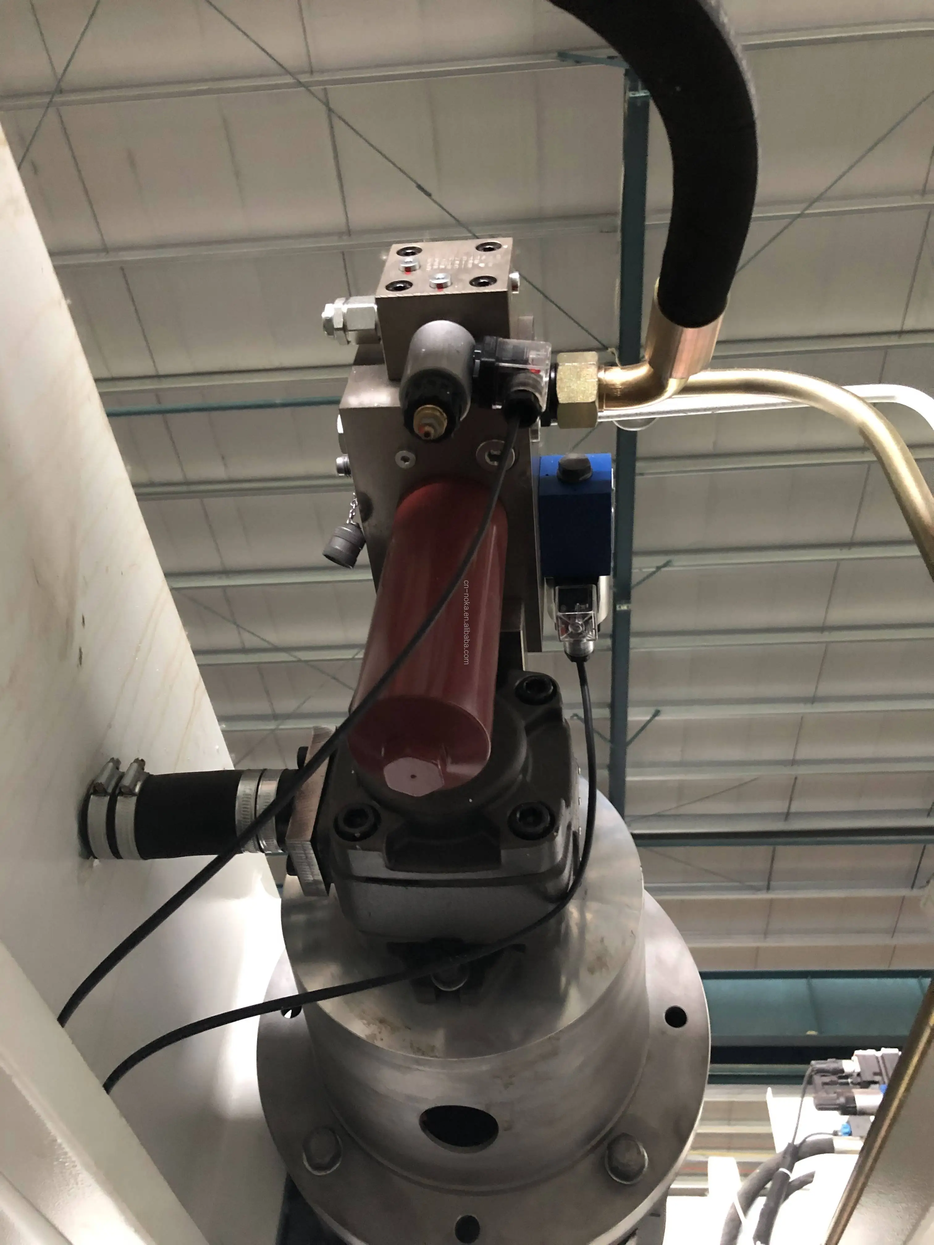 Promotional price Servo CNC Press Brake 300T/3200mm Stainless Steel Plate Bending Machine