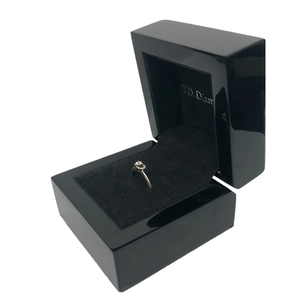 Manufacturer Hot sale Piano High Glossy black lacquer luxury wooden Single Ring Packaging Box